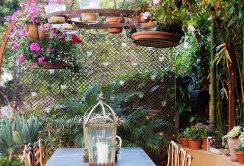Schöne hängende DIY Pflanzgefäße, um Ihre Terrasse und Garten noch schöner zu gestalten.